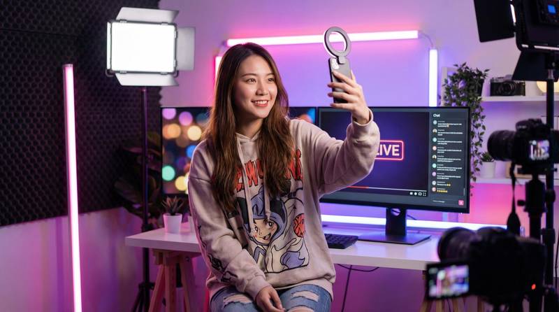 玩物社区视频直播美女主播